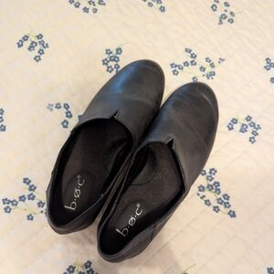 b.o.c. Women's Dark Gray Loafers